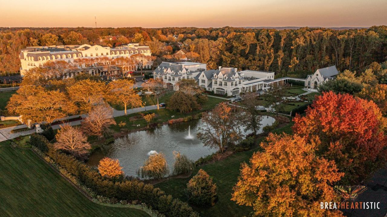 The Chateau Grande Hotel East Brunswick Exteriör bild